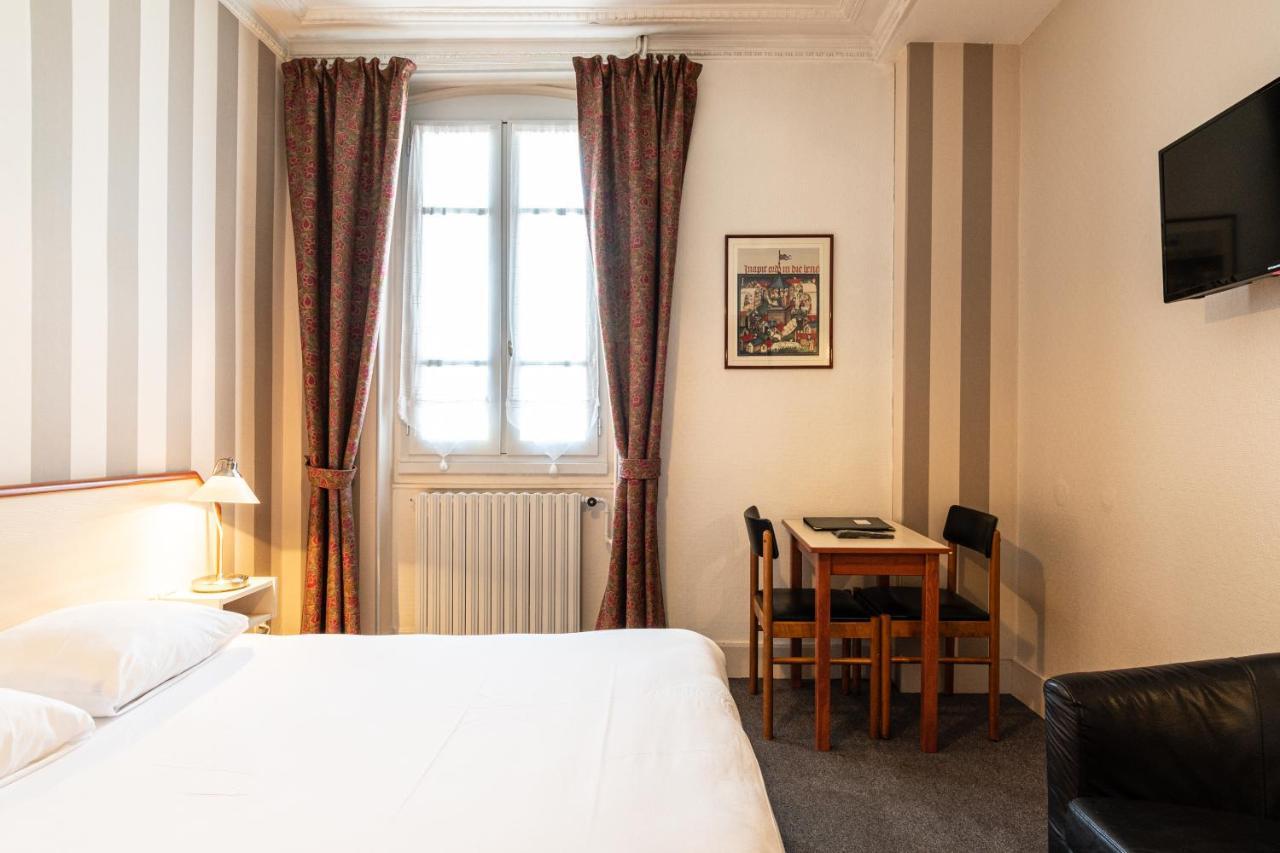 Hotel Des Bains Aix-les-Bains Exteriör bild